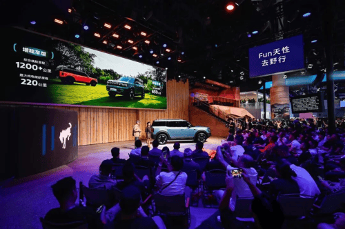 露营 SUV 智趣烈马亮相成都车展AG真人登录福特汽车携首款全地形(图13)