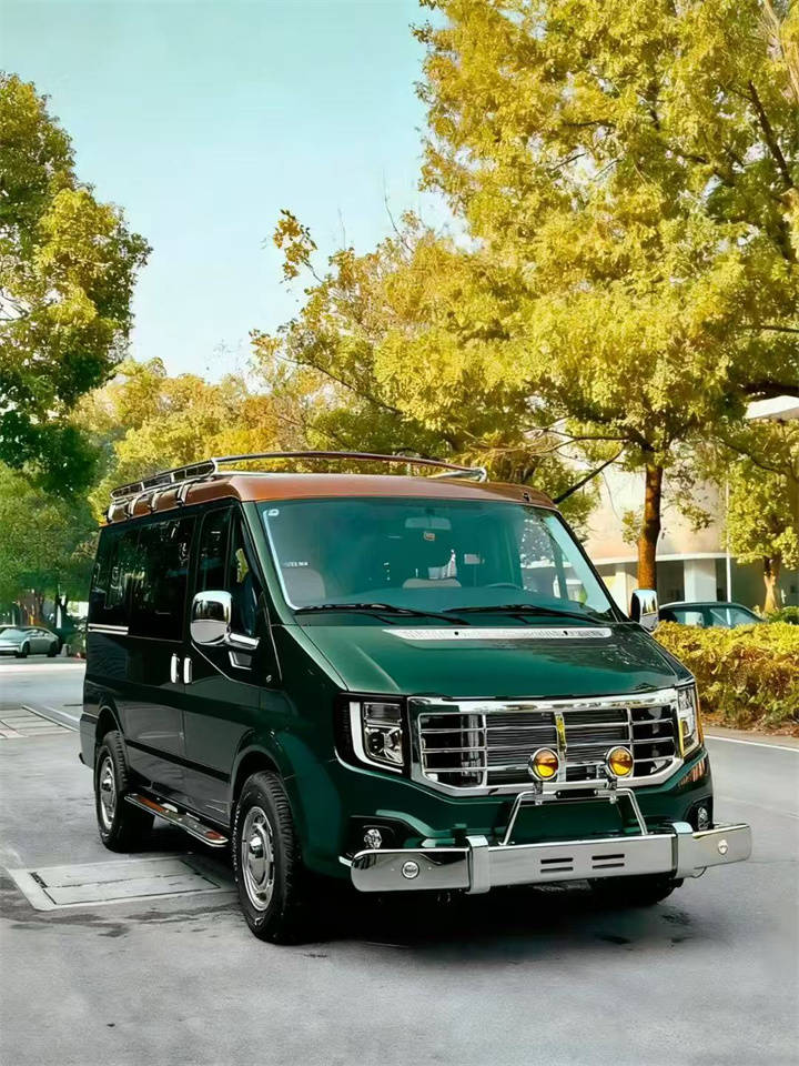 福顺JMC颜值与配置双丰收！AG真人不可错过！复古宿营车(图3)